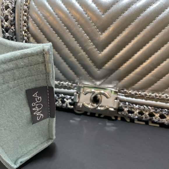 ❌SOLD❌💯Authentic Chanel Boy Chevron Jacket Flap Bag - Picture 14 of 16